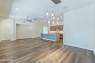 31039 S Basalt Dr, Oracle, AZ 85623 - Photo 17