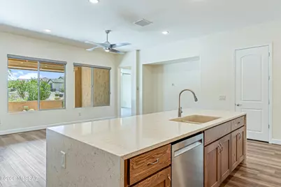 31039 S Basalt Drive, Oracle, AZ 85623 - Photo 9