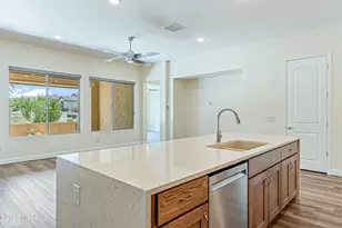 31039 S Basalt Dr, Oracle, AZ 85623 - Photo 9