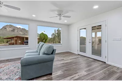 210 W Matterhorn Street, Tucson, AZ 85737 - Photo 7
