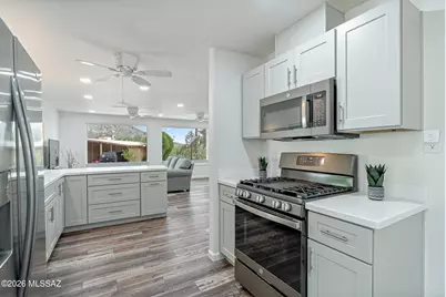 210 W Matterhorn Street, Tucson, AZ 85737 - Photo 15