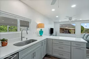 210 W Matterhorn St, Tucson, AZ 85737 - Photo 13