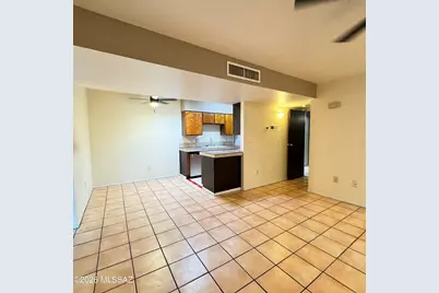 9420 E Speedway Boulevard #9, Tucson, AZ 85710 - Photo 9
