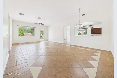 5243 E Beargrass Vista Drive, Tucson, AZ 85756 - Photo 9