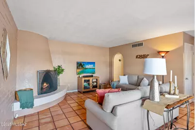 442 N Bull Run Drive, Tucson, AZ 85748 - Photo 5