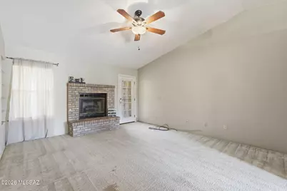 8201 N Tammeron Court, Tucson, AZ 85741 - Photo 5