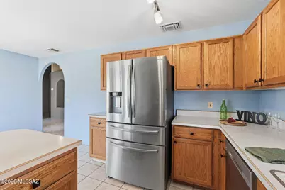 8201 N Tammeron Court, Tucson, AZ 85741 - Photo 11