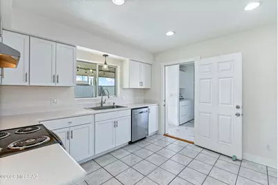 812 N Douglas Avenue, Willcox, AZ 85643 - Photo 9