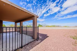 8318 S Hunnic Dr, Tucson, AZ 85747 - Photo 7