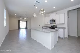 4882 E Greenway Wash Dr, Tucson, AZ 85706 - Photo 3