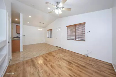 968 E Vuelta Suave, Tucson, AZ 85706 - Photo 3