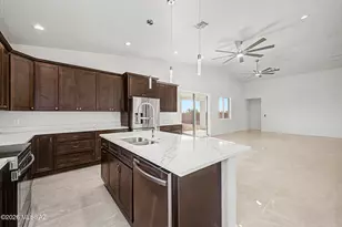 36928 S Cactus View Ln, Marana, AZ 85658 - Photo 13