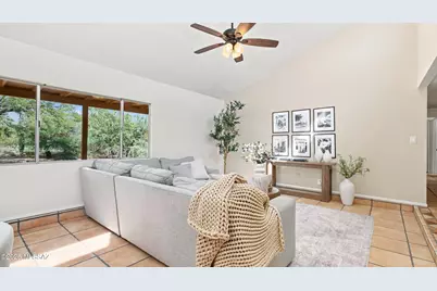 5620 N Barrasca Avenue, Tucson, AZ 85750 - Photo 9
