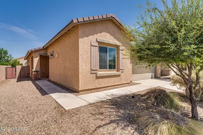 11076 W Fountain View Drive, Marana, AZ 85653 - Photo 3