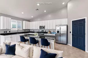 11076 W Fountain View Dr, Marana, AZ 85653 - Photo 19