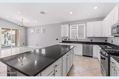 11076 W Fountain View Drive, Marana, AZ 85653 - Photo 23