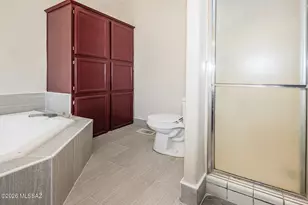 10650 S Knoll Crest Ln, Tucson, AZ 85756 - Photo 17