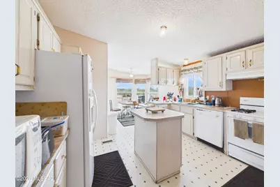 17415 W Oatman Road, Marana, AZ 85653 - Photo 13