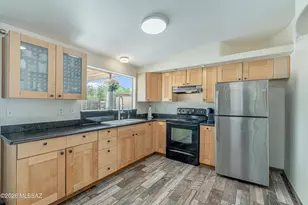6565 N Positano Way, Tucson, AZ 85741 - Photo 11