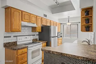 7928 E Colette Cir, Tucson, AZ 85710 - Photo 5