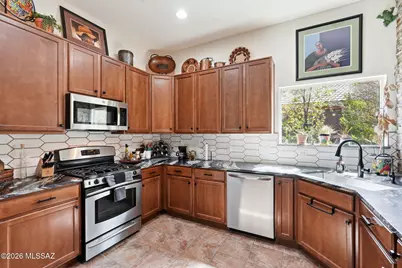 13637 N Gold Cholla Place, Marana, AZ 85658 - Photo 7