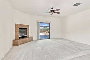 8005 N Iron Ridge Dr, Tucson, AZ 85743 - Photo 9