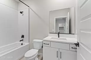 7818 S Wild Prairie Dr, Tucson, AZ 85757 - Photo 11