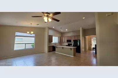 664 W Knotwood Street, Green Valley, AZ 85614 - Photo 3