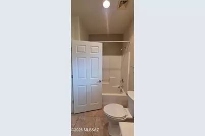 664 W Knotwood Street, Green Valley, AZ 85614 - Photo 9