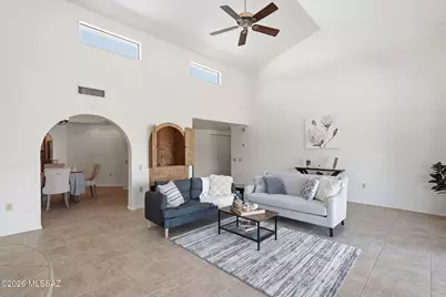 2041 W VÃ­a Del Picamaderos, Green Valley, AZ 85622 - Photo 7