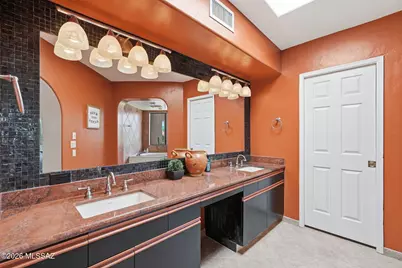 2041 W VÃ­a Del Picamaderos, Green Valley, AZ 85622 - Photo 25