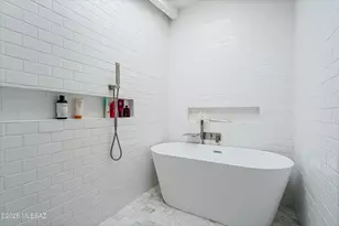 2711 N Kiva Pl, Tucson, AZ 85715 - Photo 23
