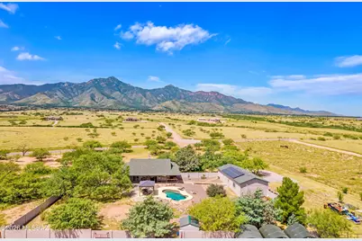 9009 S Oakridge Drive, Hereford, AZ 85615 - Photo 9