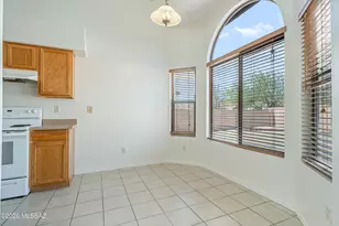 6158 W Sandburg Ct, Tucson, AZ 85743 - Photo 11