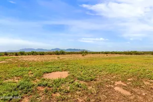 700 E Valley View Trail, Huachuca City, AZ 85616 - Photo 5