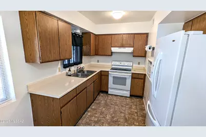 3853 E Mainyard Place, Tucson, AZ 85739 - Photo 11
