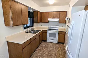 3853 E Mainyard Pl, Tucson, AZ 85739 - Photo 11