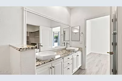13401 N Rancho Vistoso Boulevard #204, Oro Valley, AZ 85755 - Photo 35