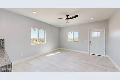 7095 W Los Reales Road W, Tucson, AZ 85757 - Photo 11