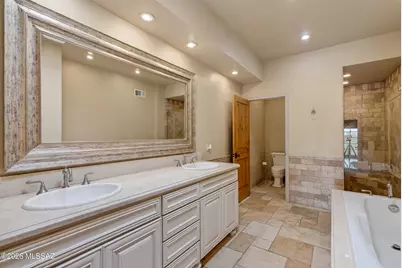 6830 N Solaz Cuarto, Tucson, AZ 85718 - Photo 17