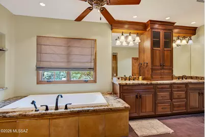 6830 N Solaz Cuarto, Tucson, AZ 85718 - Photo 13