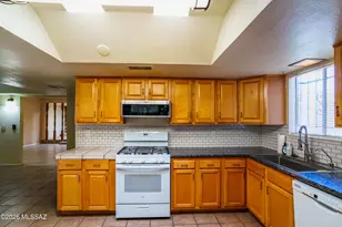 908 N Catalina Ave, Tucson, AZ 85711 - Photo 7