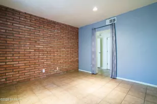 908 N Catalina Ave, Tucson, AZ 85711 - Photo 33