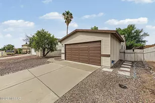 5961 N Belbrook Dr, Tucson, AZ 85741 - Photo 3