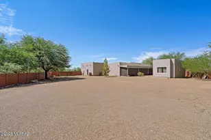 3985 E Songbird Ln, Tucson, AZ 85739 - Photo 45