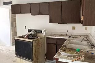 1455 W Roger Rd, Tucson, AZ 85705 - Photo 5