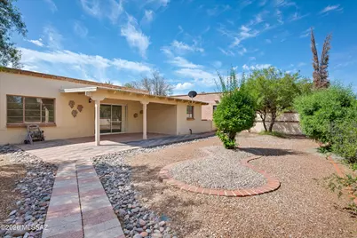 275 E El Valle, Green Valley, AZ 85614 - Photo 5