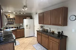 905 N Venice Ave, Tucson, AZ 85711 - Photo 11
