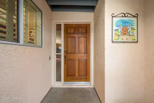 992 W Camino Del Arrendajo, Green Valley, AZ 85622 - Photo 5