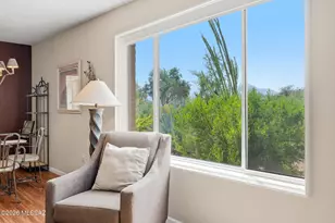 992 W Camino Del Arrendajo, Green Valley, AZ 85622 - Photo 9